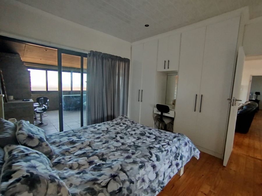 2 Bedroom Property for Sale in Bayview Western Cape